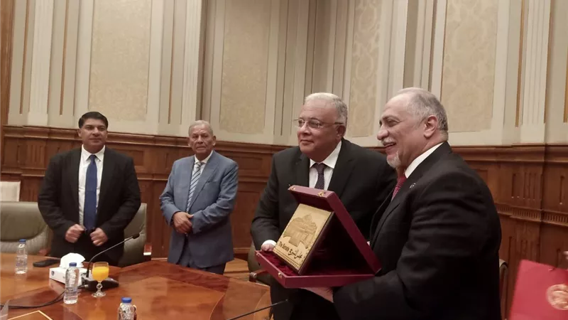 القصبي يكرم رئيس المجلس القومي لحقوق الإنسان ويؤكد على التعاون لخدمة المواطنين