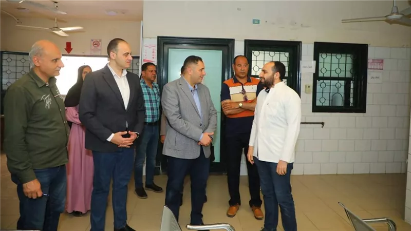محافظ دمياط يتفقد وحدة طب الأسرة بقرية البستان في زيارة مفاجئة