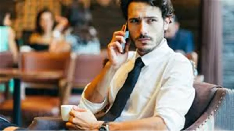 “لوكس ماكسينج”.. هوس تجميلي متصاعد على منصات التواصل يثير جدلًا واسعًا