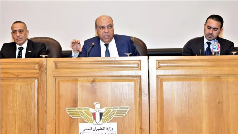 الطيران المدني تنظم الاجتماع الثاني للجنة القومية لمكافحة مخاطر الطيور والحياة