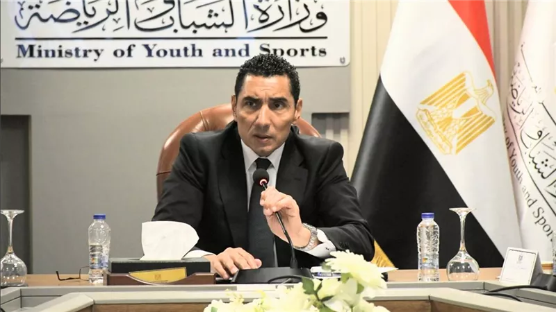 وزير الرياضة يهنئ منتخب مصر للقوس والسهم بذهبيات أفريقيا