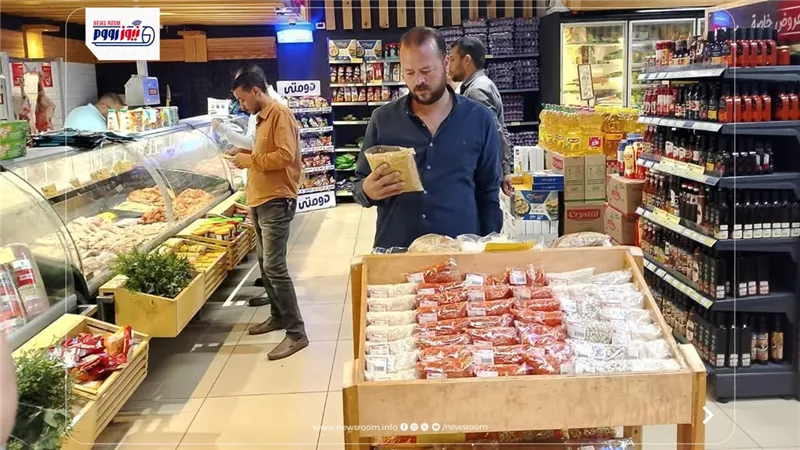 240 مخالفة تموينية حصيلة حملات مكثفة على المخابز والأسواق بالمنيا