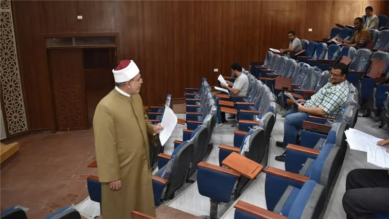 لطلاب الأزهر.. كل ما تريد معرفته عن مسارات كلية التربية واختبارات القدرات
