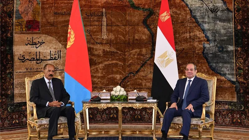 الرئيس السيسي يؤكد المسئولية الحصرية للدول المشاطئة للبحر الأحمر في حوكمته