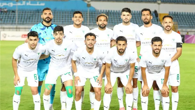 المصري يهزم إنبي بثلاثية ويتوج بلقب كأس عاصمة مصر 