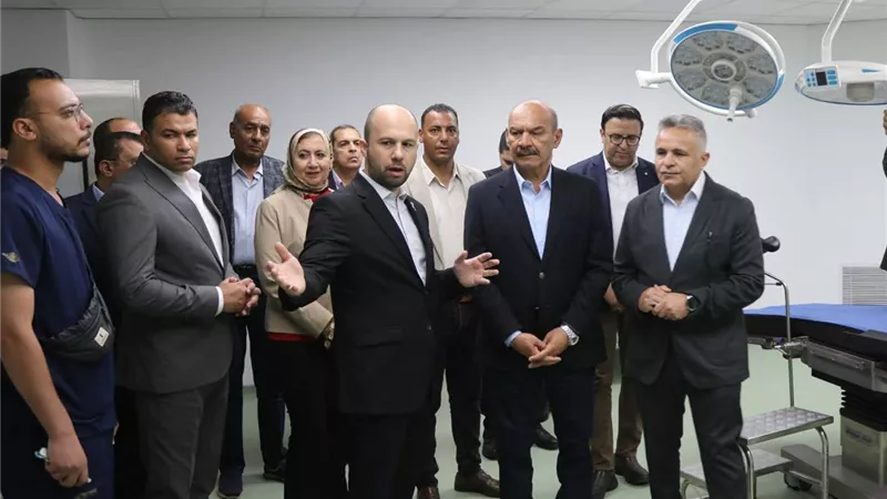 محافظ السويس يتفقد المستشفى الجامعي ويوجه بدعم التمريض وتشديد الرقابة 