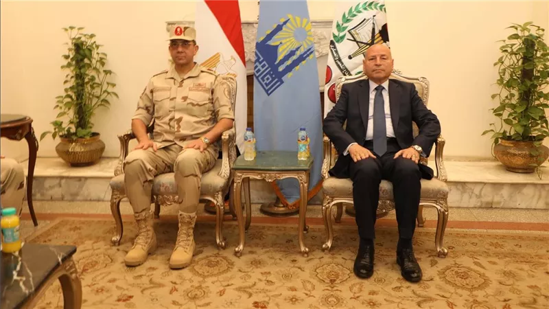 محافظ القاهرة وقائد الدفاع الشعبي يشهدان انطلاق التدريب المشترك لمجابهة الأزمات والكوارث
