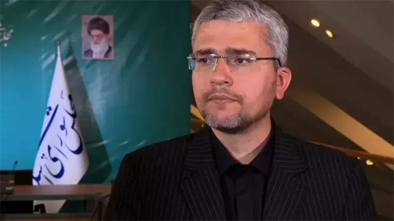 مسؤول إيراني: ردنا أمر محسوم إذا ردت أمريكا على حادثة الأباتشي