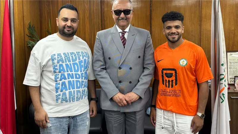 رسميًا.. البنك الأهلي يعلن التعاقد مع رشاد المتولي 