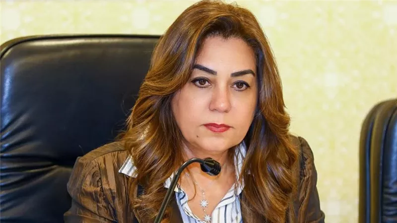 مواطن ينقذ 6 سلاحف مهددة بالانقراض.. و«البيئة» تشيد بالمبادرة وتتحرك