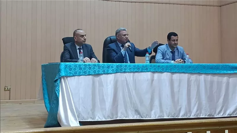 الزراعة تعقد اجتماعا لمتابعة خطة مكافحة دودة الحشد الخريفية على مستوى الجمهورية