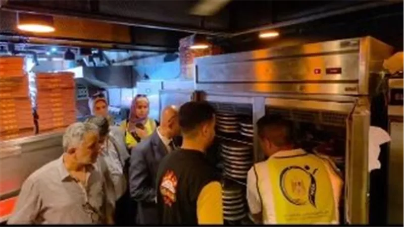 90 كجم «لحوم ودواجن وسجق».. حملة موسعة لضبط أغذية مجهولة المصدر