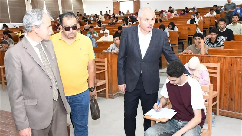 ماراثون الامتحانات.. بالأرقام إحصائيات يومية تسجلها جامعة قناة السويس