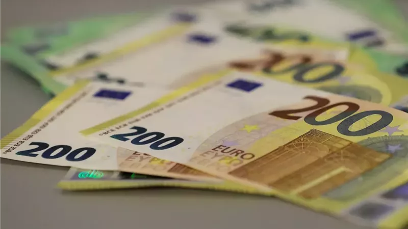 سعر اليورو مقابل الجنيه اليوم الثلاثاء 21 يوليو 2026 في البنوك المصرية