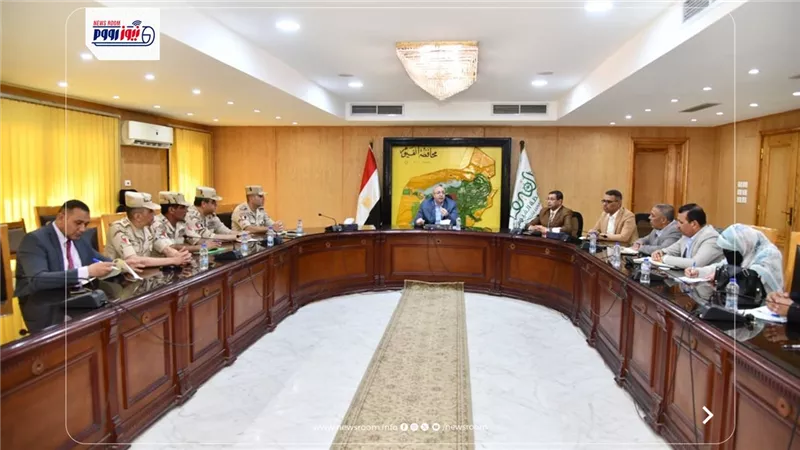 محافظ الفيوم يراجع جاهزية معدات الوحدات المحلية للتدريب العملي المشترك صقر 17