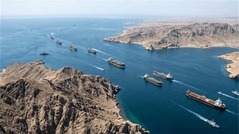 إيران تعلن إغلاق مضيق هرمز حتى إشعار آخر.. وتتوعد السفن العابرة بالاستهداف