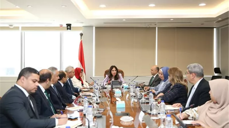 وزيرة الإسكان تتابع اللمسات النهائية لمشروع حدائق تلال الفسطاط