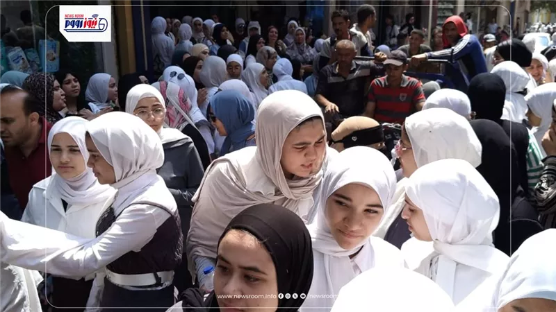 ختامة مسك.. فرحة طلاب الشهادة الإعدادية بالفيوم في آخر أيام الامتحانات