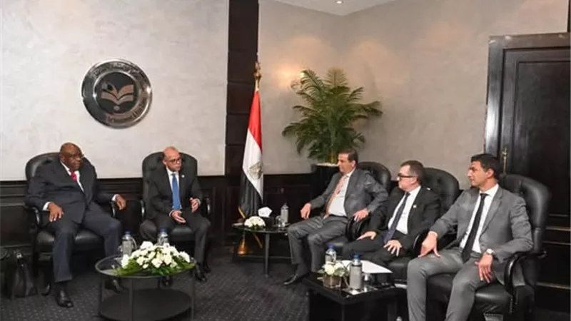مصر والكونغو تبحثان تعميق التعاون الاستثماري والتجاري المشترك