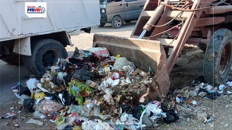 حملات مكثفة للنظافة ورفع الإشغالات وتحسين المظهر الحضاري بمراكز الفيوم وسنورس 