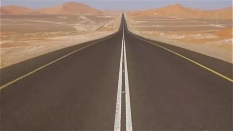 لتنفيذ أعمال إسقاط كابلات كهرباء.. غلق كلي مؤقت لطريق الواحات بالجيزة 