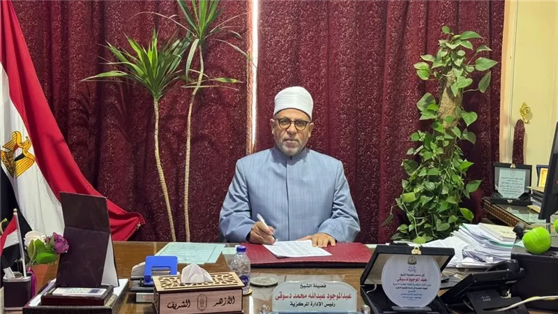 رئيس القاهرة الأزهرية يهنئ أوائل شهادات القراءات للعام الدراسي 2025/2026