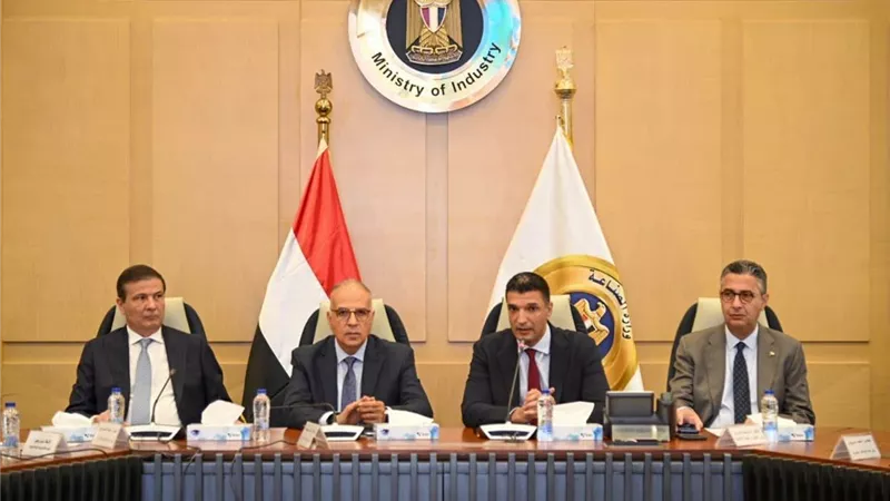 الري والصناعة والتموين والزراعة يتعاونون لترشيد مياه التصنيع الغذائي