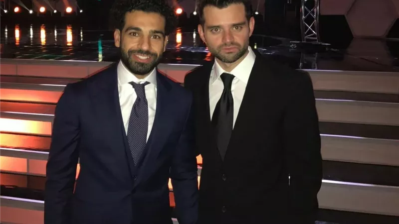 رامي عباس يثير الجدل بتصريحات غامضة حول مستقبل محمد صلاح بعد ليفربول