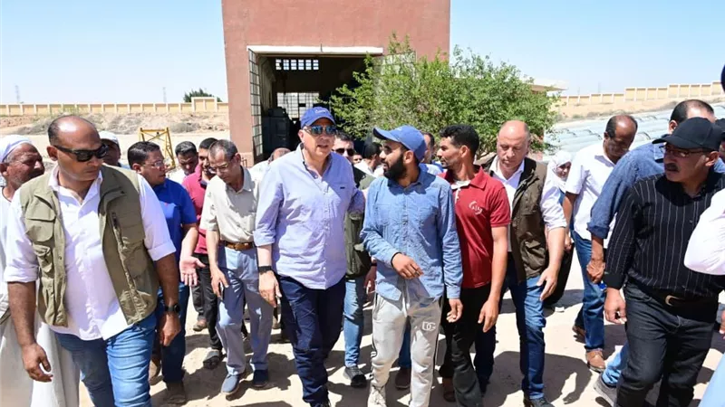 سويلم يتفقد منظومة الري بالإسكندرية ويوجه بتوسعة الاختناقات بترعة النصر