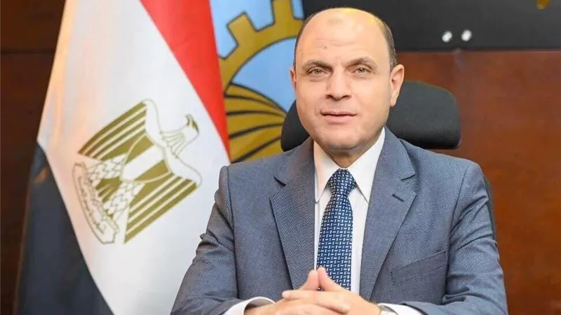 محافظ الغربية: وحدة السكان تنفذ 63 نشاطًا متنوعًا وتستهدف 4548 مواطنًا 
