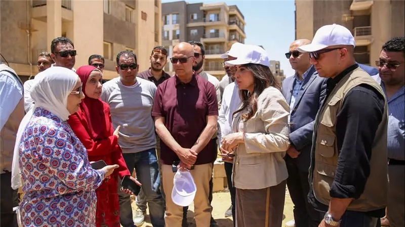 وزيرة الإسكان تتابع تطوير مشروع «دار مصر – الأندلس» وتستجيب لمطالب السكان