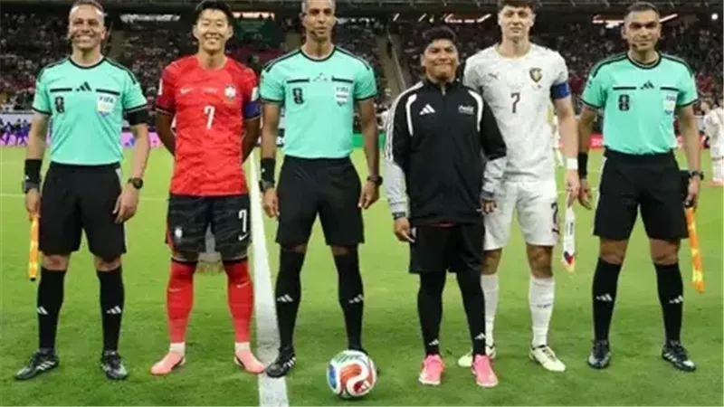 أمين عمر وأبو الرجال ضمن طاقم تحكيم مباراة العراق والنرويج بكأس العالم