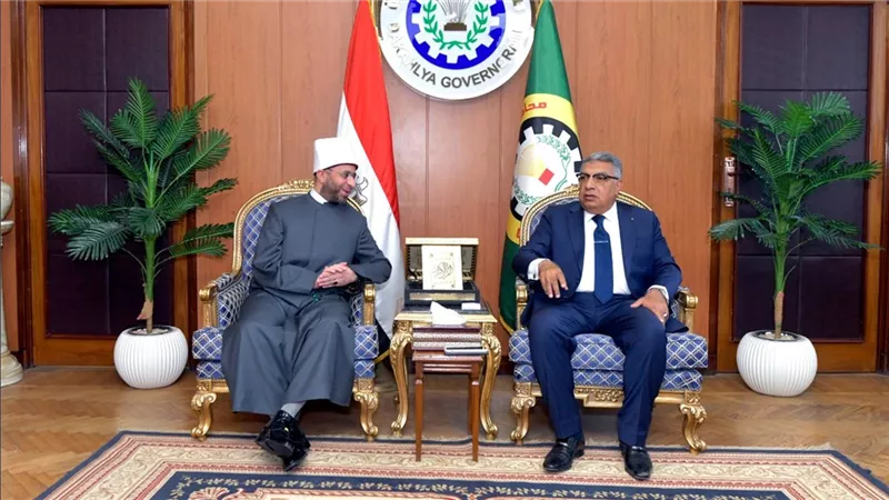 محافظ الدقهلية يستقبل وزير الأوقاف خلال زيارته لجامعة المنصورة