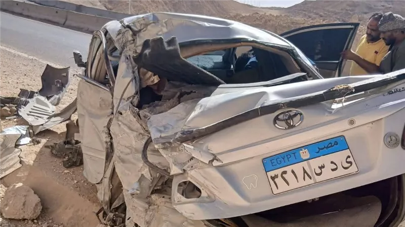إصابة 4 طلاب في انقلاب سيارة ملاكي بطريق الهضبة بأسيوط 