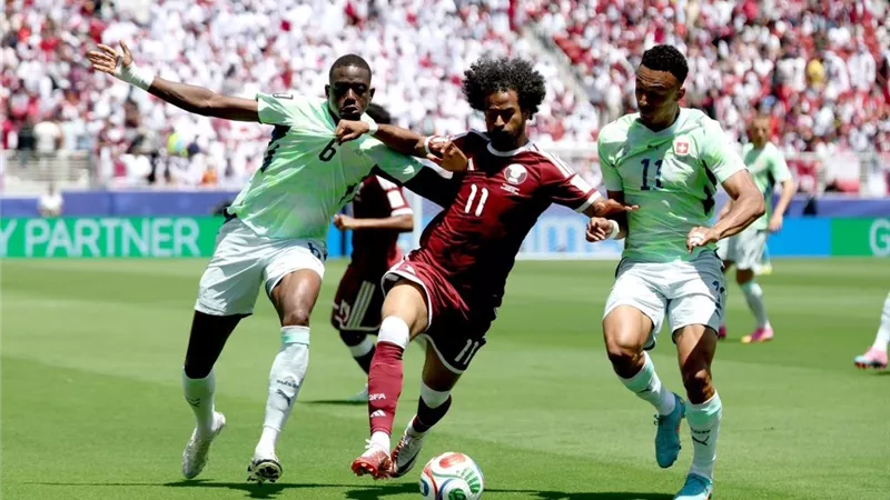 كأس العالم.. أيمن دجيش: ركلة جزاء سويسرا أمام قطر صحيحة 100%