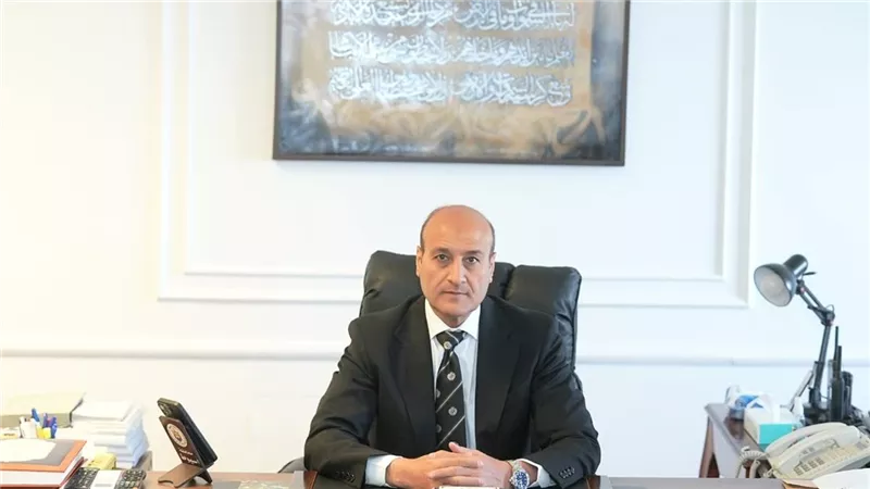 محافظ أسيوط: فتح 21 منشأة شبابية ورياضية لاستقبال الجماهير ومتابعة كأس العالم