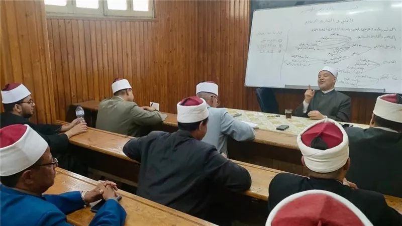 دور الواعظ والداعية في مكافحة الفساد.. أستاذ بمجمع البحوث يوضح