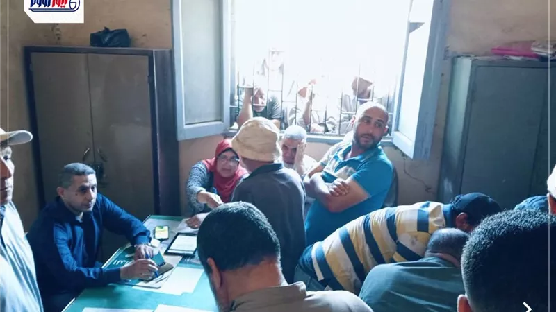 حملات زراعية موسعة بكفر الشيخ.. تدقيق صرف الأسمدة وضبط مبيدات ومخصبات مخالفة