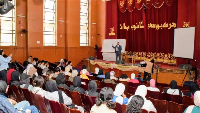  انتظام القوافل التعليمية المجانية لطلاب الشهادة الثانوية العامة ببورسعيد 