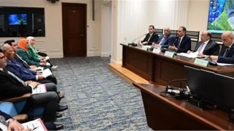 محلية النواب تطالب بسرعة تنفيذ مشروعات «حياة كريمة» وحل أزمات التصالح والبنية 