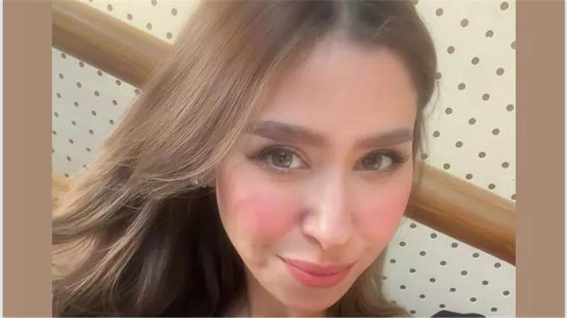 إيناس عز الدين تكشف عن تعرض حساباتها لحملة ريبورتات كبيرة |تفاصيل 