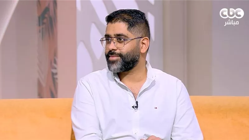 إبراهيم خطاب: الجفاف العاطفي شعور دائم بعدم الإشباع ولا تعالجه العلاقات وحدها
