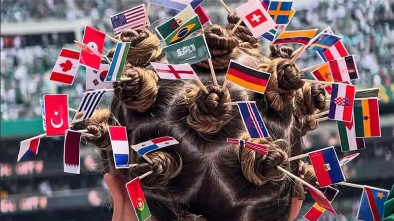 طفلة مكسيكية ترسم صورة للتعايش والمحبة في كأس العالم 