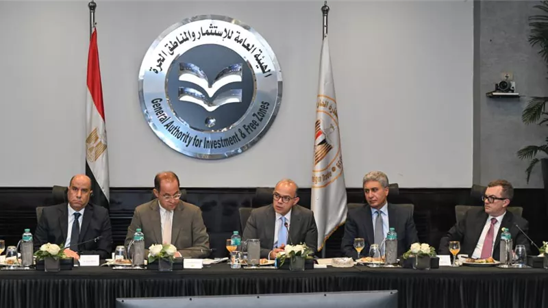 الاستثمار والسياحة والصناعة والمالية والتخطيط يبحثون مع البنك الدولي الاستثمار