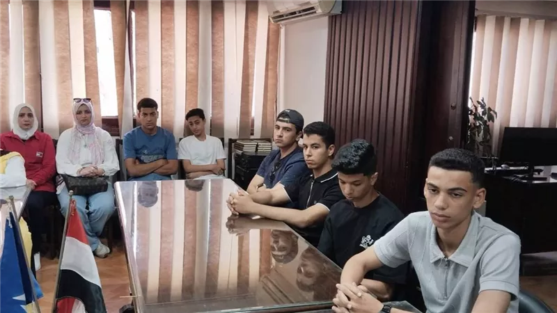 غرفة عمليات تعليم دمياط تستضيف اتحاد الطلاب لضمان انضباط امتحانات الثانوية 