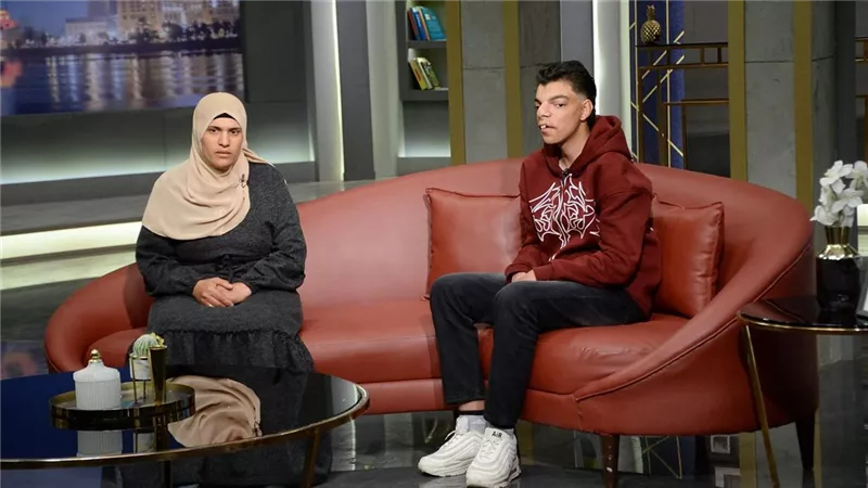 بتكلفة 950 ألف جنيه.. واحد من الناس يحقق أمنية أم بإجراء 3 عمليات لإبنها