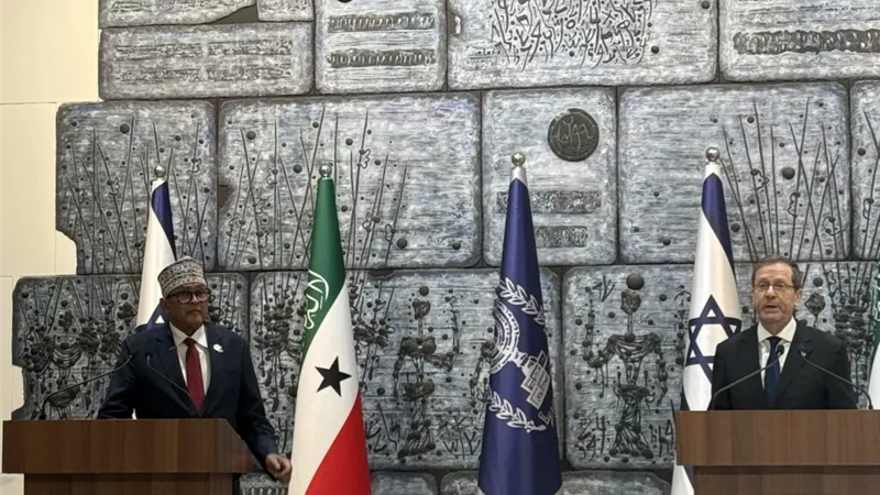 إسرائيل تكشف لقاء سري جمع ساعر برئيس أرض الصومال في أكتوبر الماضي