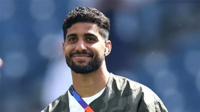 تصميم عصري وهوية بصرية جديدة.. تفاصيل بدلة السفر لمنتخب مصر في المونديال