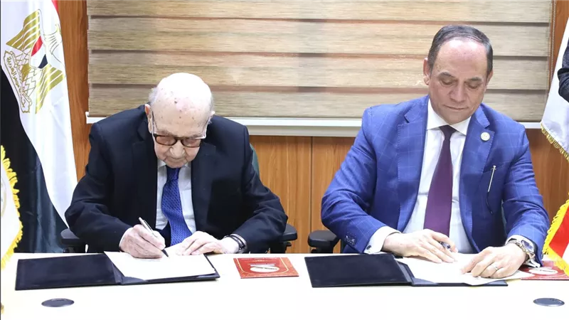 النيابة الإدارية وجامعة الدول العربية توقعان اتفاقية لتبادل الخبرات القضائية