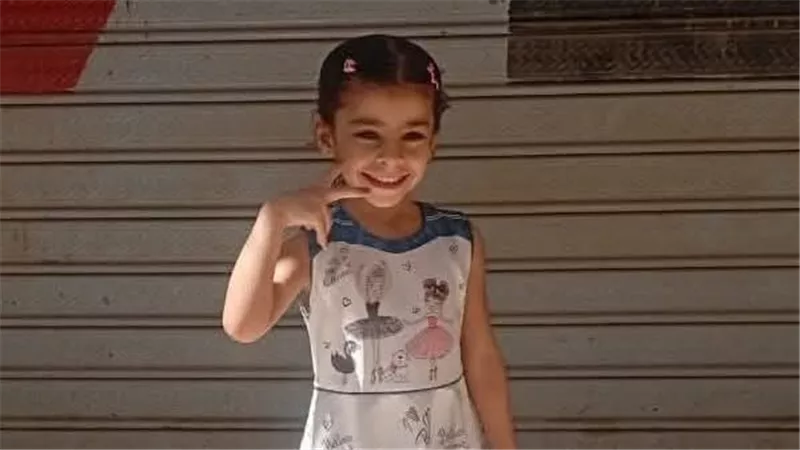 تشييع جثمان الطفلة تيا بعد حادث مأساوي داخل مدرسة خاصة بشبرا الخيمة